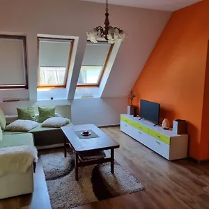 ellenőrizze a rendelkezésre állást